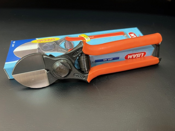 Секатор LISAM 3/A